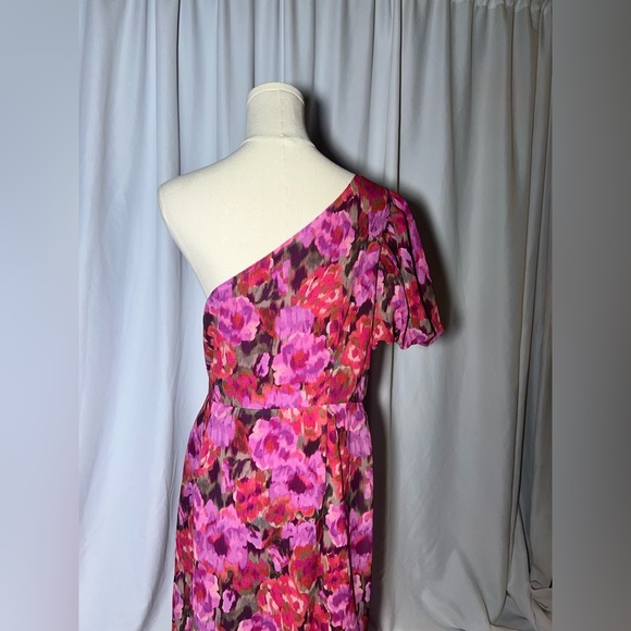 Showpo CLABELLE MIDI DRESS ONE SHOULDER RUFFLE TULIP HEM | 10 NWT - Picture 10 of 15